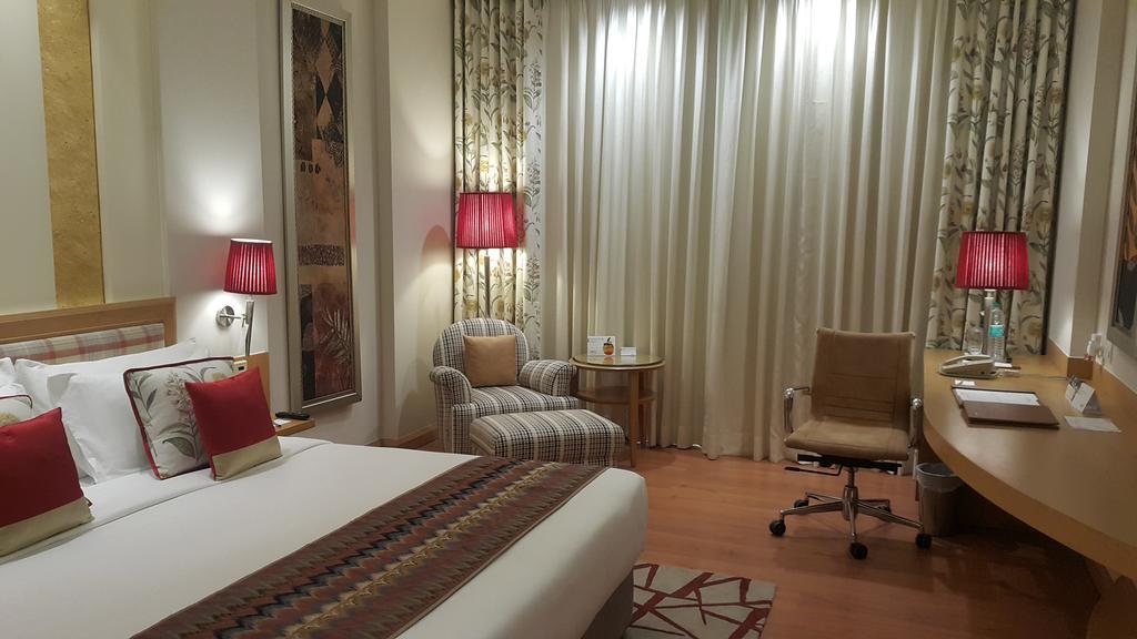 Hotel Radisson Noida Exteriér fotografie