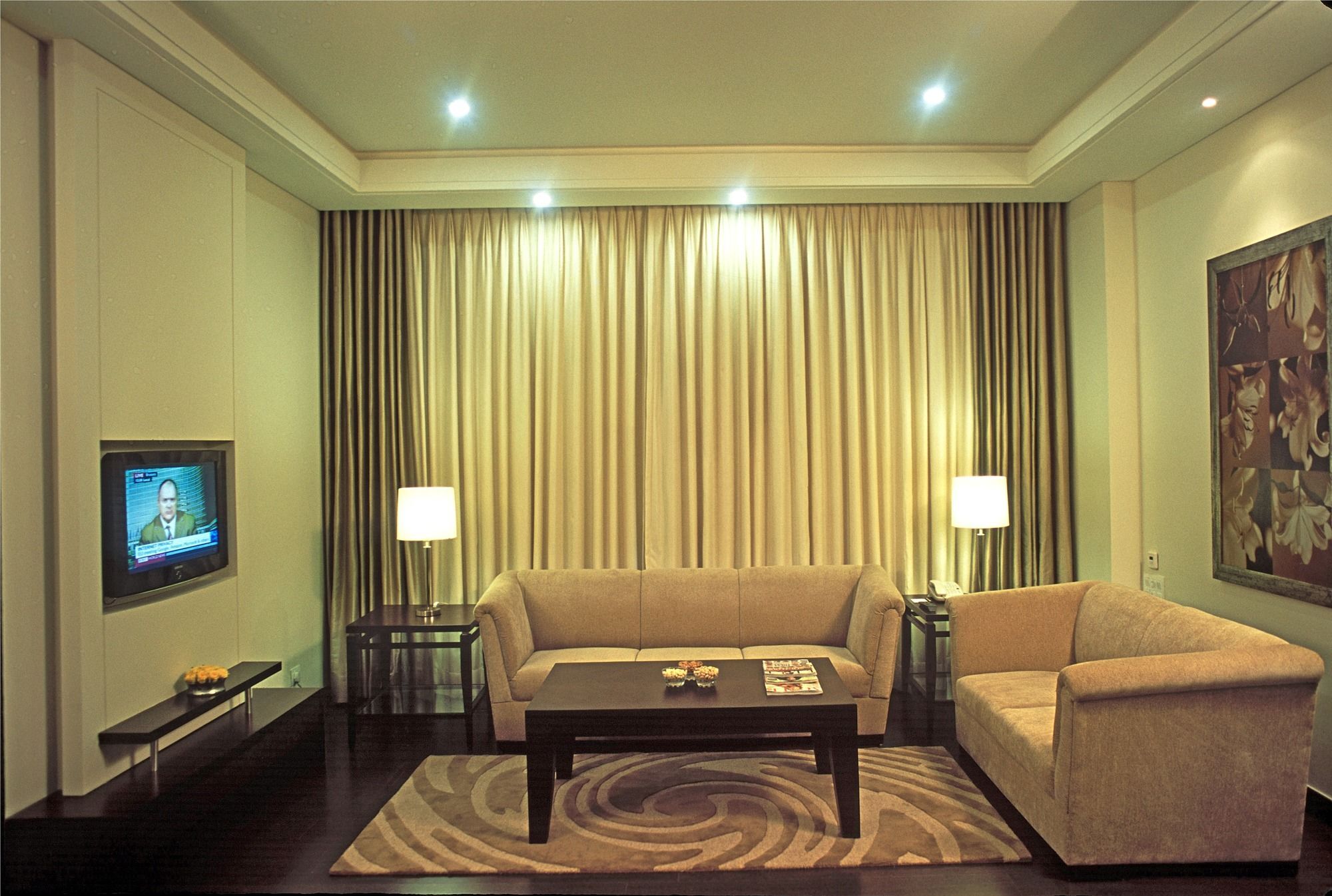 Hotel Radisson Noida Exteriér fotografie