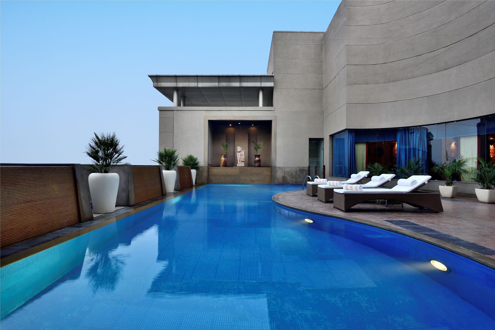 Hotel Radisson Noida Exteriér fotografie