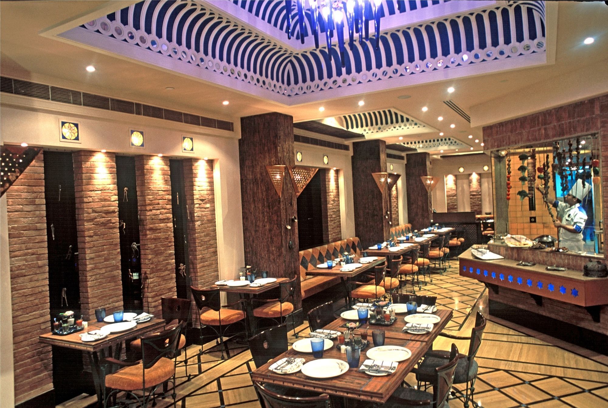 Hotel Radisson Noida Exteriér fotografie